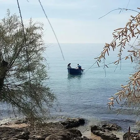 Romantica Con Giardino Privato Nel Salento